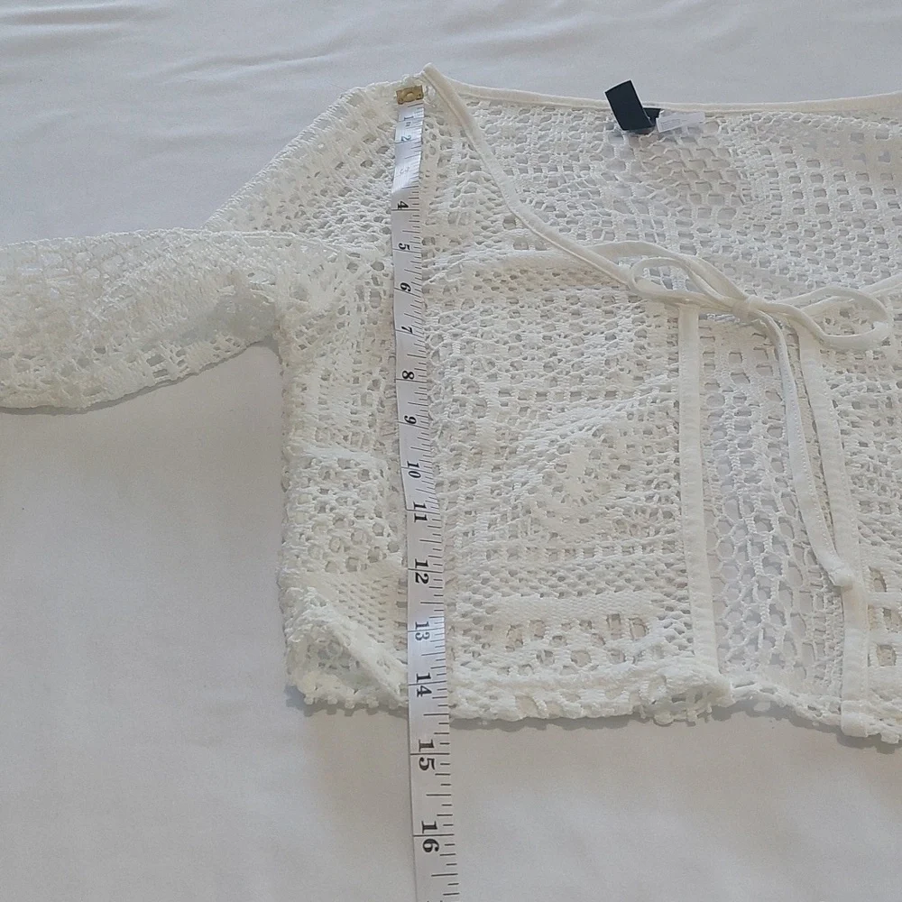 H&M Cream Lace Bolaro Front Tie .Size XS